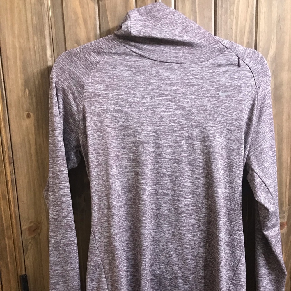 Nike pullover